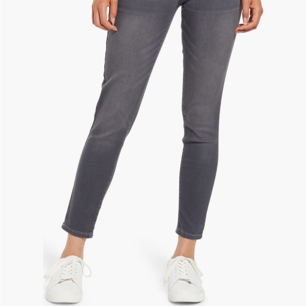 Wit & Wisdom Gray Skinny Jeans